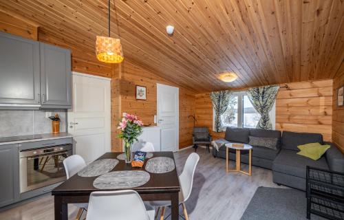 Inari Apartment | Experience Arctic Nature Lodge: Highly Rated & Family-Friendly