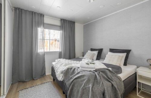 Rovaniemi Apartment | Arctic Snow Lake Lodge