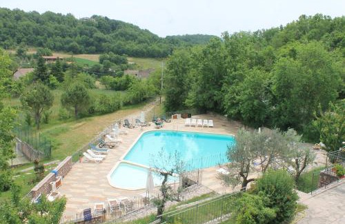 Macerino House | Pet-Friendly Arcus Casa Vacanze with Pool and Breakfast