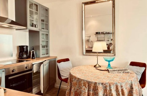 Saint-Marcel-d'Aredeche Apartment | Discover Ardèche "la Rêveuse" with Breakfast & Kitchen Access