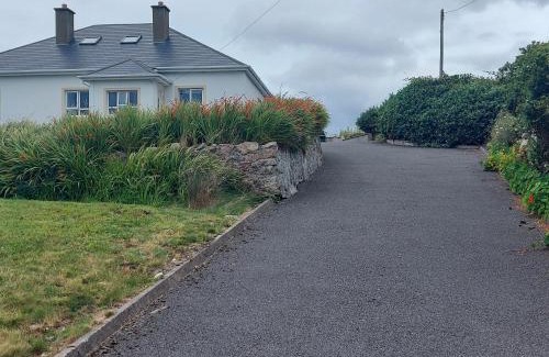 Bunbeg House | Exceptional Ard an Phíobaire: Pet & Child Friendly Retreat