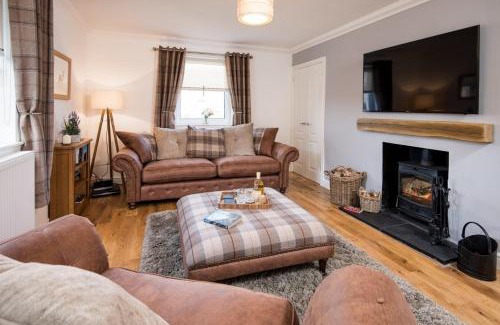 Killin House | Discover Ardchyle House: A 4-Star Family Retreat