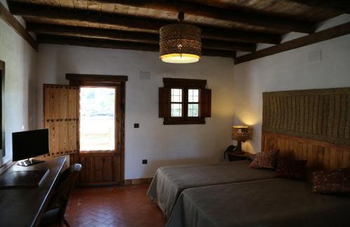 Villamanrique de la Condesa Hotel | Discover Ardea Purpurea: 4-Star Oceanfront Getaway