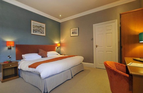 Worthing Hotel | Discover the Ardington Hotel: Family-Friendly Getaway