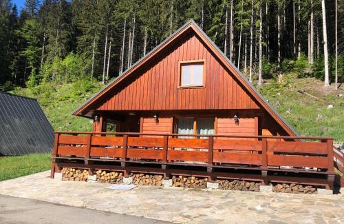 Velke Karlovice Cabin | Discover Areál Lesková: Pool, Spa & Family-Friendly Retreat