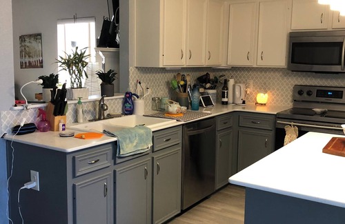 Killeen House | Family-Friendly Home with Outdoor Entertaining & Hot Tub