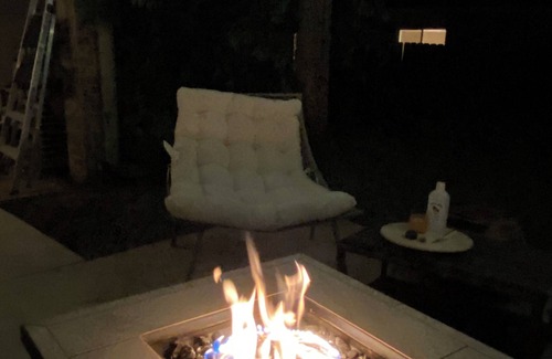 Killeen House | Family-Friendly Home with Outdoor Entertaining & Hot Tub
