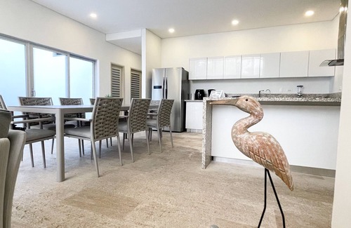 Bocachica Villa | Relax at Areia Baru: Pool, Spa & Family-Friendly Stays