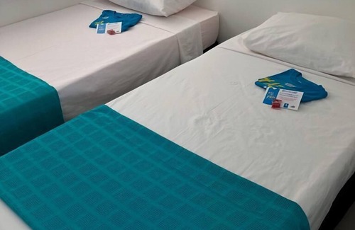 Arroyo de Piedra Hotel | Relaxing Stay at Arena Beach Hotel with Pool & Spa