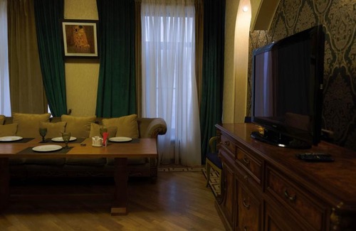 Grozny Hotel | Discover Arena City: 4-Star Retreat with Pool & Hot Tub