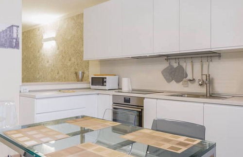Citta Antica Apartment | Top-Rated Arena Design - Leo Due with Family-Friendly Amenities