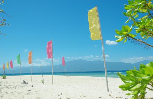 Narra Resort | Relax at Arena Island Resort with Ocean View and Private Beach