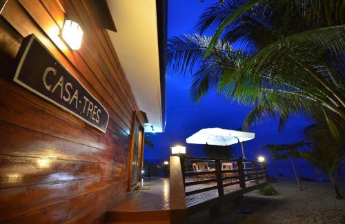 Narra Resort | Relax at Arena Island Resort with Ocean View and Private Beach