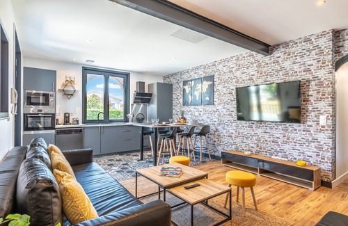Saint-Vincent-de-Tyrosse House | Experience Arena Premium: Oceanfront Bliss Awaits You