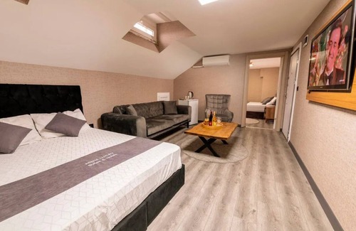 Kucukcekmece Hotel | Arena