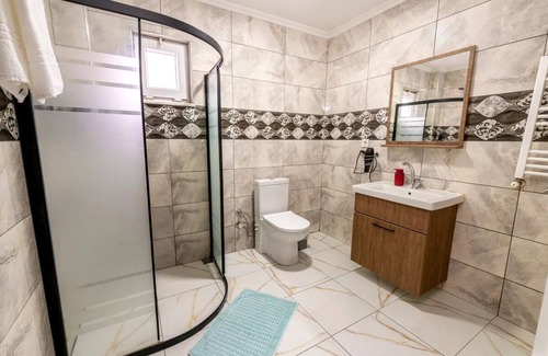 Kucukcekmece Hotel | Arena