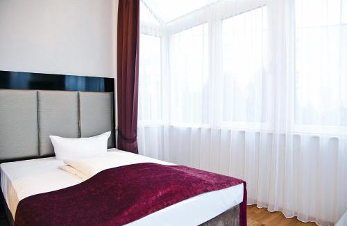 Nordend Hotel | Discover Arena Villa am Wasserpark: Family-Friendly Retreat