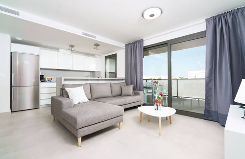 Platja de l'Arenal Apartment | Discover Arenal Dream II: Oceanfront Retreat in Javea