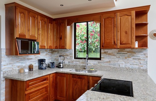 Nuevo Arenal House | Exceptional Arenal Lakeview Villa with Spa & Ocean Views