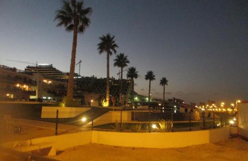 Els Arenals del Sol House | Discover Arenales del Sol: Pet-Friendly Oceanfront Retreat