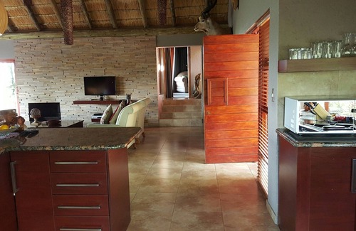 Rooiberg Villa | Indulge in Elegance at ArendSig Villa - 5-Star Retreat