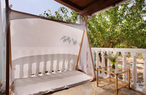 Vasilikos Apartment | Guest Rated: Areti Orfeas Apartment 5 with Great Amenities