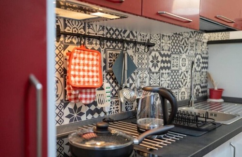 Modica Apartment | Discover Arezzo House: Family & Pet-Friendly Retreat
