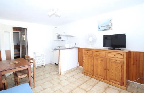Plage d'Argeles Apartment | Cozy T2 Apartment by the Sea in Argelès, Near Port