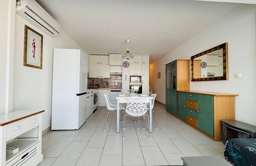 Argeles Plage Apartment | ARGELES SUR MER - Appartement T2 en rez de jardin - Vue mer