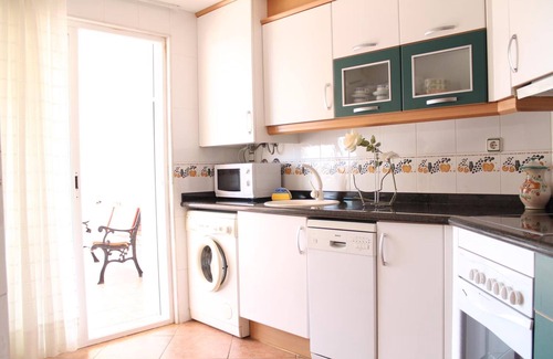 Peniscola Hotel | Discover Argenta Caleta Apartments with Family-Friendly Amenities
