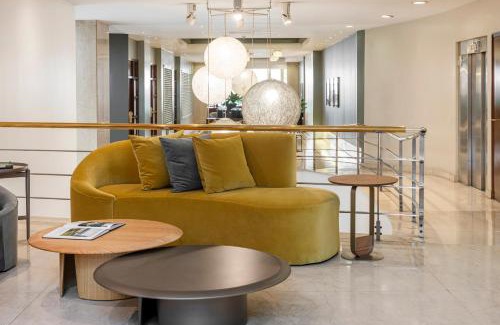 Retiro Hotel | Discover Argenta Tower Hotel & Suites with Oceanfront Views