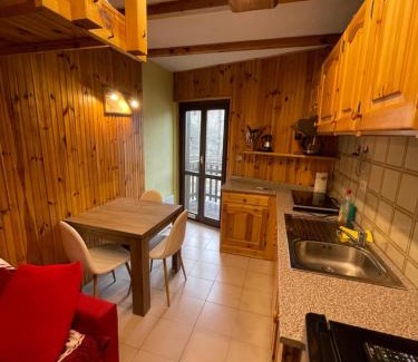 Bersezio Apartment | Pet-Friendly ArgenteraBersezio Guest House with Family Amenities