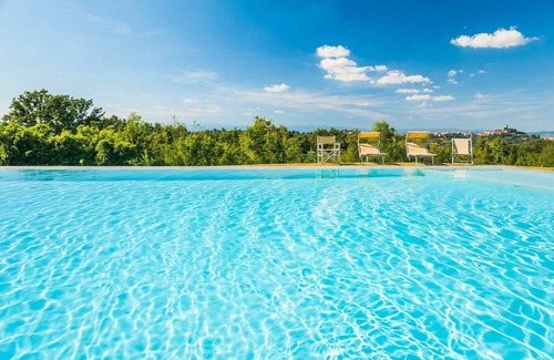 Sorrezzana Apartment | Explore Argento - Piano Di Moriolo in Beautiful Tuscany
