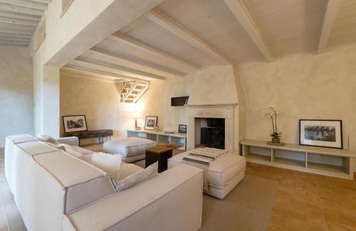 Argiano House | Experience Argiano Dimore Wine Relais with Ocean Views