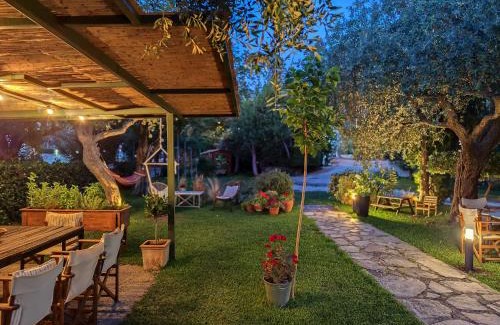 Skala Rachoniou Apartment | Pet-Friendly Argiro Studios with Guest Rating of 9.7