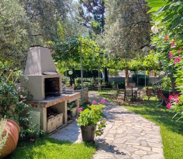 Skala Rachoniou Apartment | Pet-Friendly Argiro Studios with Guest Rating of 9.7