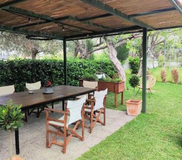 Skala Rachoniou Apartment | Pet-Friendly Argiro Studios with Guest Rating of 9.7
