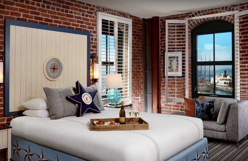 Fisherman's Wharf Hotel | Discover the Argonaut Hotel: 4-Star Comfort Awaits