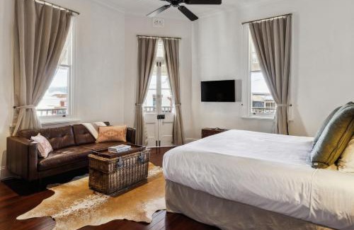 Maclean Hotel | Argyle Hotel, Maclean