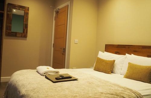 Bellochantuy Hotel | Argyll Hotel: Guest Rated 9.4 with Oceanfront Amenities