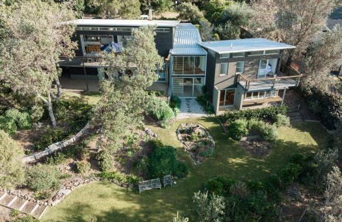 Mollymook Beach House | Beachfront Bliss at Argyll Mollymook with Ocean Views
