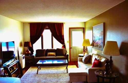 Grand Forks Apartment | Family-Friendly Retreat at Arhaus 3 with High Ratings
