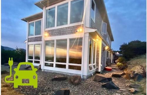 Manzanita House | Discover Aria MCA#369: Family-Friendly with Breakfast Included