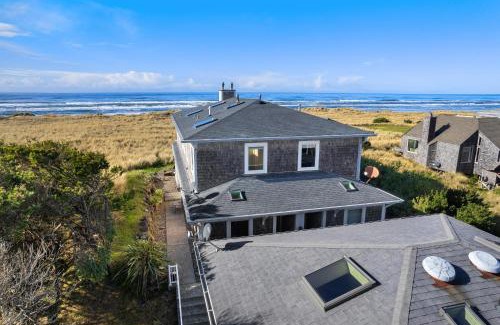 Manzanita House | Discover Aria MCA#369: Family-Friendly with Breakfast Included