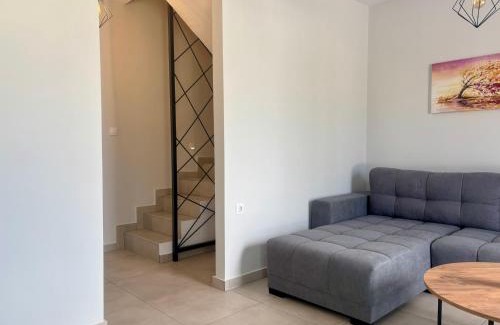 Paralia Ofryniou Apartment | Ariadne Complex AD3-01
