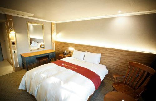 Dusan-dong Hotel | Guest-Rated Ariana Hotel: Child-Friendly & Accessible Stay