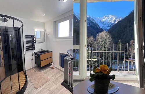 Couflens Apartment | Ariège calm change of scenery mountain rest hiking pets welcome