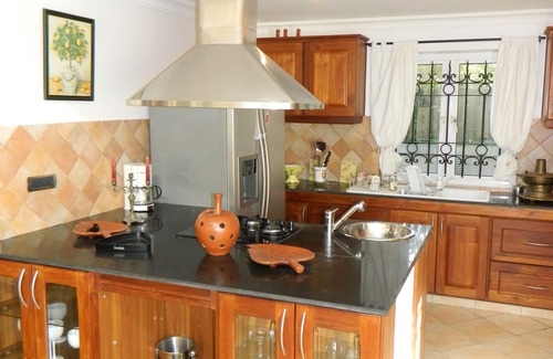 Floreal House | Relaxing ARIEL Lodge - Floreal with Spa & Hot Tub Amenities