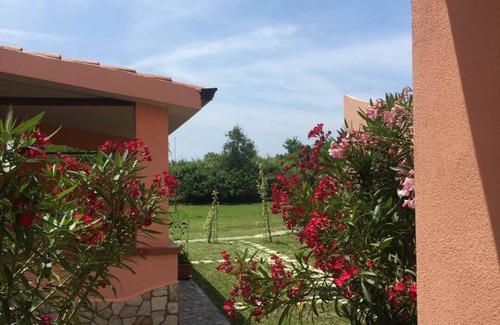 Diamante House | Cozy Aristea Holiday House: Ocean View in Cirella