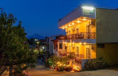 Sarti Apartment | Discover Aristea Studios: Guest Rated 10/10 with Ocean Views